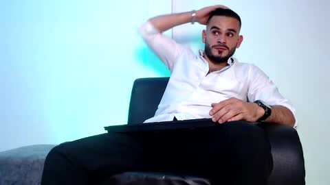 Esteban Fernandez online show from 11.02.25