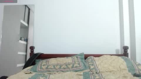 Esteban Reyes  independent model online show from 11.19.25