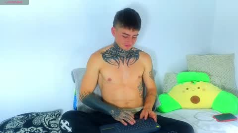 Snapshot of estebanchar_ chatting on 05.18.26 Esteban independent model online show from 05.18.26