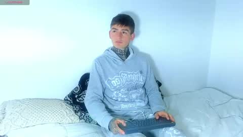 Snapshot of estebanchar_ chatting on 06.01.26 Esteban independent model online show from 06.01.26