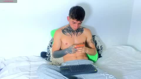 Snapshot of estebanchar_ chatting on 06.02.26 Esteban independent model online show from 06.02.26