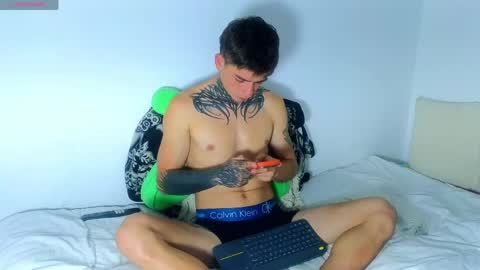Snapshot of estebanchar_ chatting on 06.03.26 Esteban independent model online show from 06.03.26