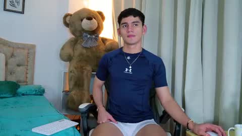 Esteban online show from 08.05.26