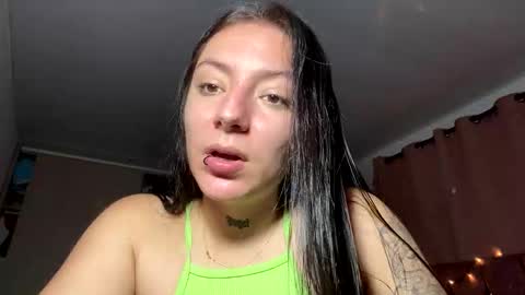 Snapshot of estefa1 chatting on 03.15.26 estefa1 online show from 03.15.26