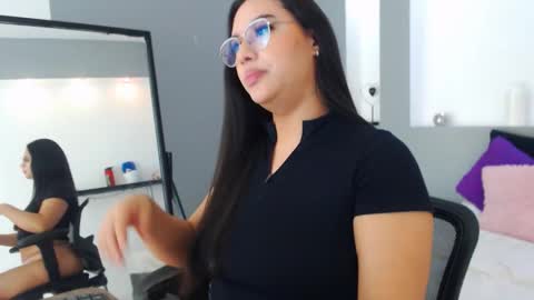 estefania_ramirez_henao online show from 03.23.26