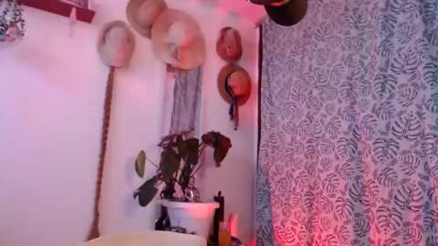 estelamaris online show from 04.21.26