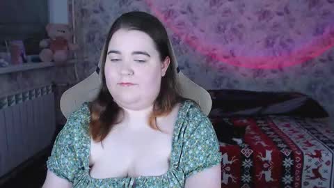 estelle_hicks online show from 02.15.26