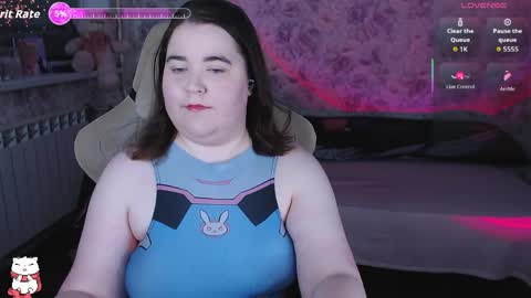 estelle_hicks online show from 04.04.26