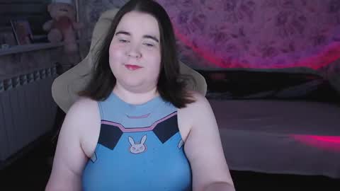 estelle_hicks online show from 04.12.26