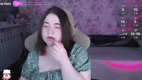 Snapshot of estelle_hicks chatting on 05.16.26 estelle_hicks online show from 05.16.26