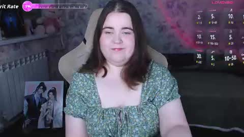 Snapshot of estelle_hicks chatting on 07.15.26 estelle_hicks online show from 07.15.26