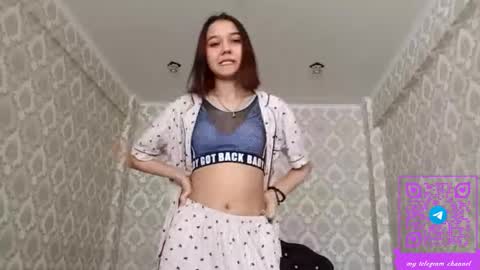 estellekirbo online show from 03.06.26