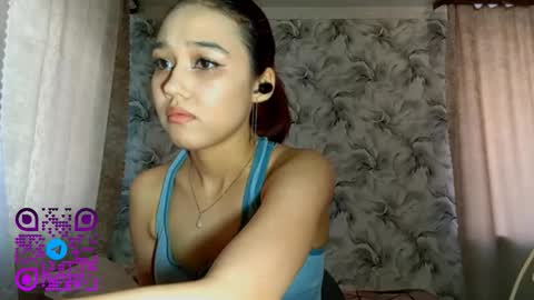 estellekirbo online show from 03.12.26