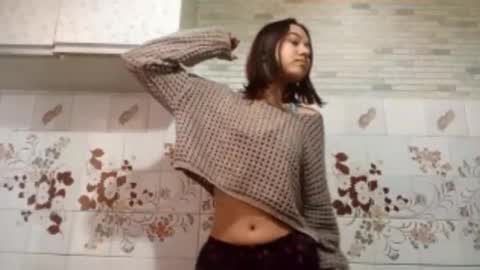 estellekirbo online show from 03.20.26