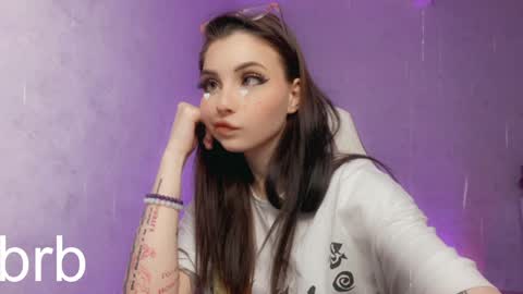 Snapshot of estercollins chatting on 01.18.25 Ester online show from 01.18.25