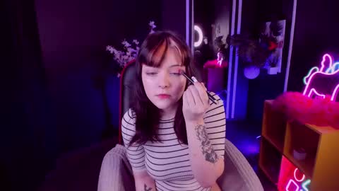 Ester  online show from 05.22.26