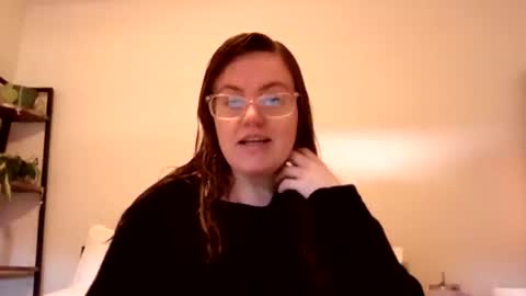 Esther online show from 06.03.26