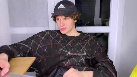 Alex online show from 04.21.26