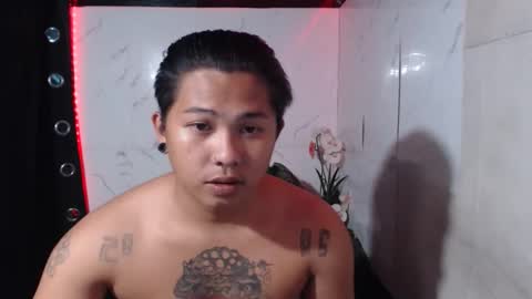 Snapshot of esward_tynn chatting on 02.02.26 im esward tynn online show from 02.02.26