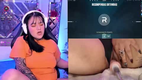 Snapshot of eterna_aura chatting on 03.11.25 Aura online show from 03.11.25