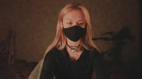 Sophia online show from 05.05.26