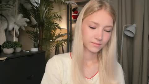 Snapshot of eternity_cuite chatting on 07.03.26 Natalie online show from 07.03.26