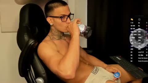 Ethan - Independent model online show from 06.15.26