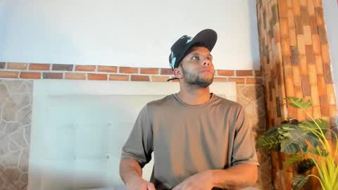 Snapshot of ethan_helmut chatting on 12.23.24 ethan helmut online show from 12.23.24