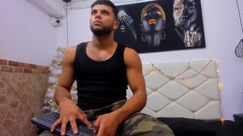 Snapshot of ethan_helmut chatting on 01.13.25 ethan helmut online show from 01.13.25