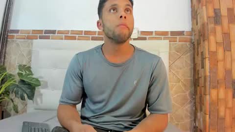 Snapshot of ethan_helmut chatting on 01.18.25 ethan helmut online show from 01.18.25