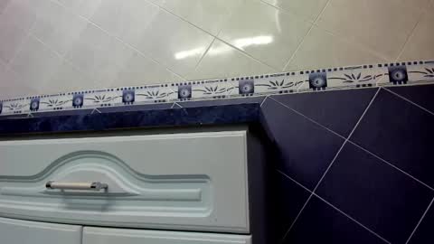 Snapshot of ethan_helmut chatting on 01.28.25 ethan helmut online show from 01.28.25