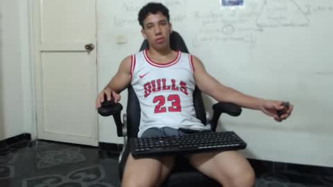 Ethan Noir online show from 02.01.26