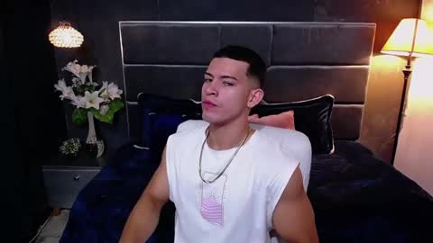 ETHAN RODGERS online show from 10.18.25