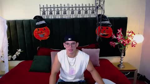 ETHAN RODGERS online show from 10.31.25