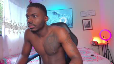 ethan travis online show from 12.05.25