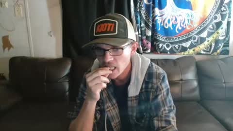 Ethan Steele online show from 01.01.25