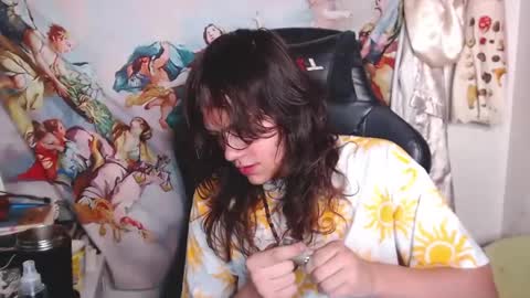 Snapshot of ethereal_thom chatting on 03.06.25 ethereal_thom online show from 03.06.25