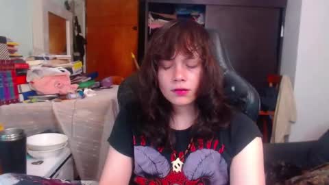 Snapshot of ethereal_thom chatting on 09.24.25 ethereal_thom online show from 09.24.25