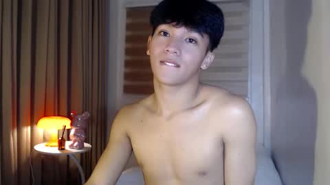 Rey online show from 04.30.26