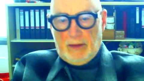Snapshot of etonne chatting on 10.17.25 etonne online show from 10.17.25