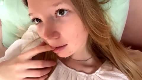 Lana online show from 09.11.25