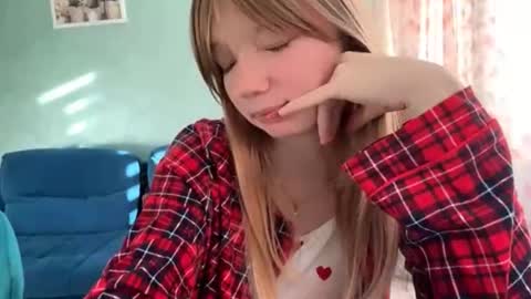 Lana online show from 10.06.25