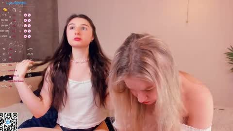 Kira and Kamila online show from 02.20.25