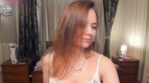 Kira and Kamila online show from 10.29.25