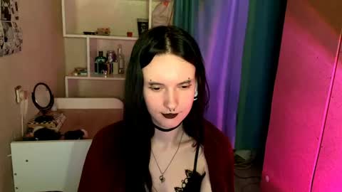 Snapshot of eunabiddlecome chatting on 05.09.26 Kate online show from 05.09.26