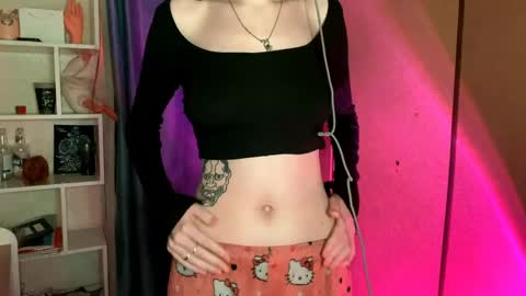 Snapshot of eunabiddlecome chatting on 05.23.26 Kate online show from 05.23.26