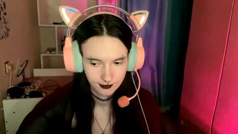 Snapshot of eunabiddlecome chatting on 05.25.26 Kate online show from 05.25.26