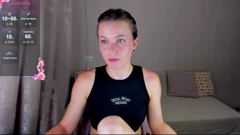 Snapshot of eva_aaaa chatting on 09.22.25 eva_aaaa online show from 09.22.25