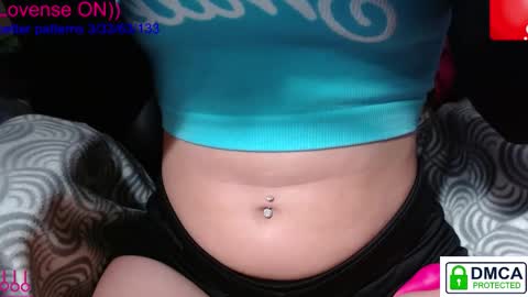 Snapshot of eva_blond_hot chatting on 10.11.25 Eva online show from 10.11.25
