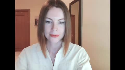 Snapshot of eva_cutesmile chatting on 04.15.26 Eva online show from 04.15.26